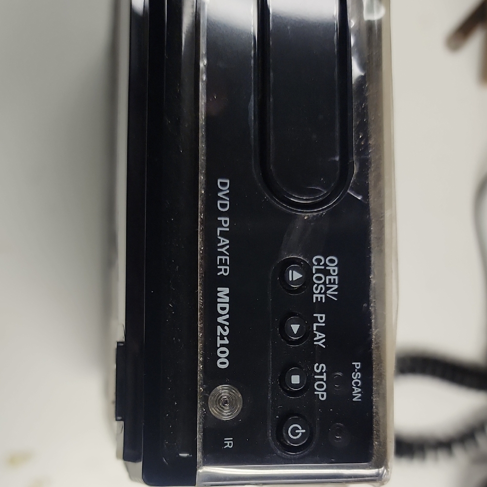 MDV2100 Black DVD Player